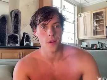 alex_islive — 在 chaturbate 直播的网络摄像头模特