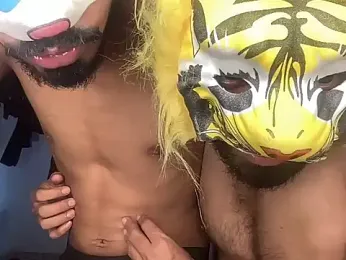 NISHU_AND_AKSH — 在 stripchat 直播的网络摄像头模特