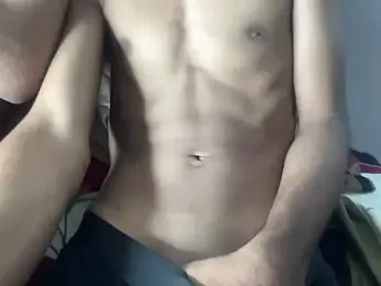 NISHU_AND_AKSH — 在 stripchat 直播的网络摄像头模特