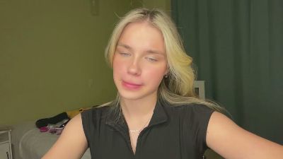 LindseyWatah — Cam4 stream photo (Apr 2026)