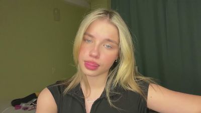 LindseyWatah — Cam4 stream photo (Apr 2026)