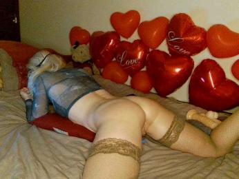 HoneyLuna7 — Bongacams stream photo (Apr 2026)