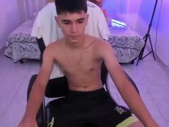 aron_boyy — chaturbate