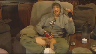 Hotdickyxxx — 在 cam4 直播的网络摄像头模特