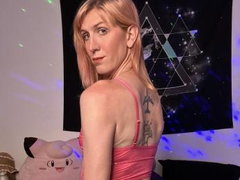 PodaMoon — 在 livejasmin 直播的网络摄像头模特