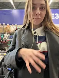 Sunny___Bunny — 在 stripchat 直播的网络摄像头模特