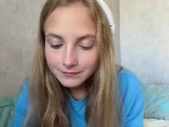 neelyschwartzenbur — 在 chaturbate 直播的网络摄像头模特