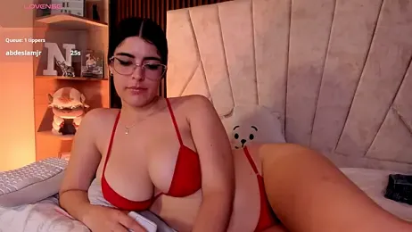 _Niah_ — Stripchat stream photo (Nov 2025)