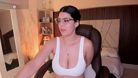 _Niah_ — Stripchat stream photo (Dec 2025)