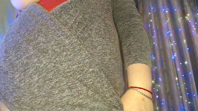 laraluxe — Cam4 stream photo (Aug 2026)