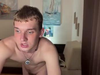 friday_gay_dude — 在 chaturbate 直播的网络摄像头模特