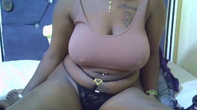 queen_nicky — Cam4 stream photo (May 2026)