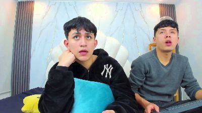 hoot_booys_ — Cam4 stream photo (Mar 2026)