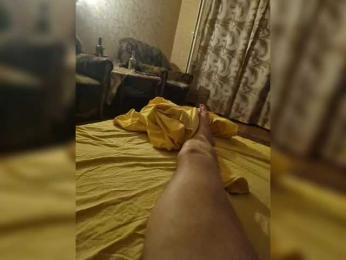 DenXXXTan — 在 bongacams 直播的网络摄像头模特