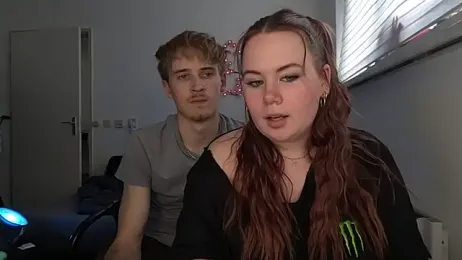 UnknownLovers — 在 stripchat 直播的网络摄像头模特