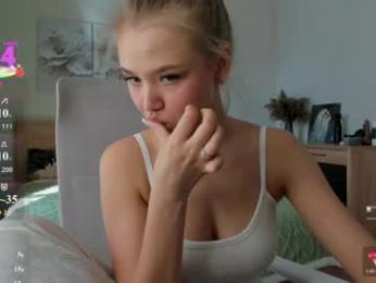 flooora_0 — Chaturbate stream photo (Apr 2026)