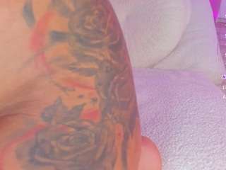 diamondt33n — 在 camsoda 直播的网络摄像头模特