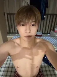 Vi_1314 — 在 stripchat 直播的网络摄像头模特