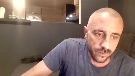 Thalia_Drake06 — Stripchat stream photo (Oct 2025)