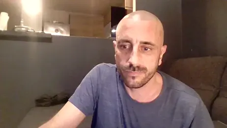 Thalia_Drake06 — Stripchat stream photo (Oct 2025)