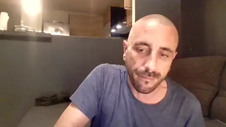 Thalia_Drake06 — Stripchat stream photo (Oct 2025)