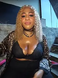 AmazonianMistress — Stripchat stream photo (Aug 2026)