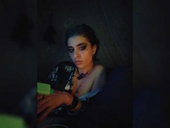 UntouchableSquirtWitch — Bongacams stream photo (Aug 2026)