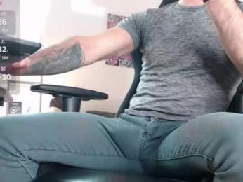 marioslim — 在 chaturbate 直播的网络摄像头模特