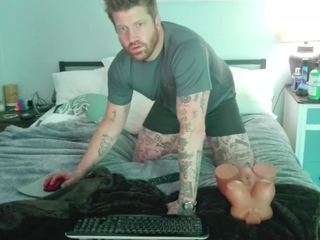 acampbells604 — 在 camsoda 直播的网络摄像头模特