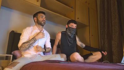 jacket_man — 在 cam4 直播的网络摄像头模特