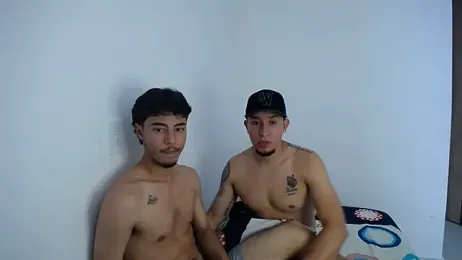 top_jax1 — 在 stripchat 直播的网络摄像头模特