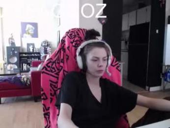 tinykylie — Chaturbate stream photo (Mar 2023)