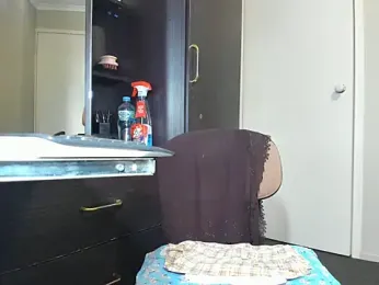 Angelchezcka — Stripchat stream photo (Apr 2026)