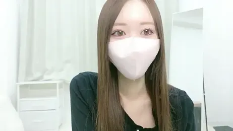 salachan_v — 在 stripchat 直播的网络摄像头模特