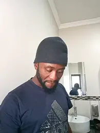 Bull_Gee — Stripchat stream photo (May 2026)