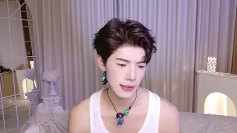 RenZeng — Stripchat stream photo (Sep 2026)