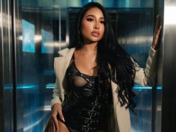 AriaSins — 在 livejasmin 直播的网络摄像头模特