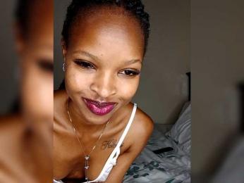 Roundbootie — Bongacams stream photo (Apr 2026)
