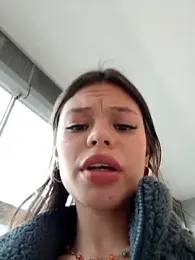 Violeta_12- — Stripchat stream photo (Mar 2025)