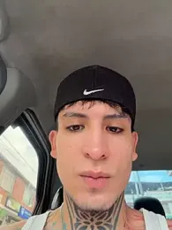 _Tomy08calderon — 在 stripchat 直播的网络摄像头模特