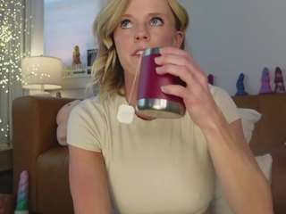 taylorlove303 — Camsoda stream photo (Apr 2026)