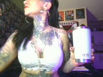 RavensWolf — Bongacams stream photo (Mar 2026)