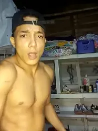 Tayzon09 — Stripchat stream photo (Jan 2026)