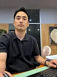 OnlyPants — 在 stripchat 直播的网络摄像头模特