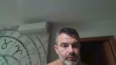 kinder803 — 在 cam4 直播的网络摄像头模特