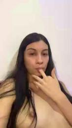 DevineSimone — Cam4 stream photo (Apr 2026)