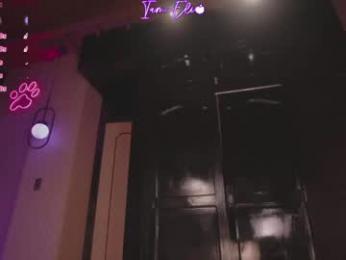 iam_eli — 在 chaturbate 直播的网络摄像头模特