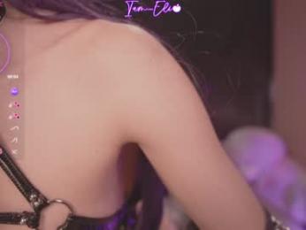 iam_eli — 在 chaturbate 直播的网络摄像头模特