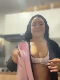 Pretty_Isadora — Stripchat stream photo (Apr 2026)