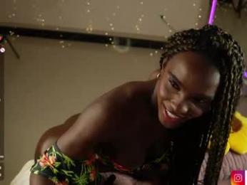 luanarisque — Chaturbate stream photo (Apr 2026)